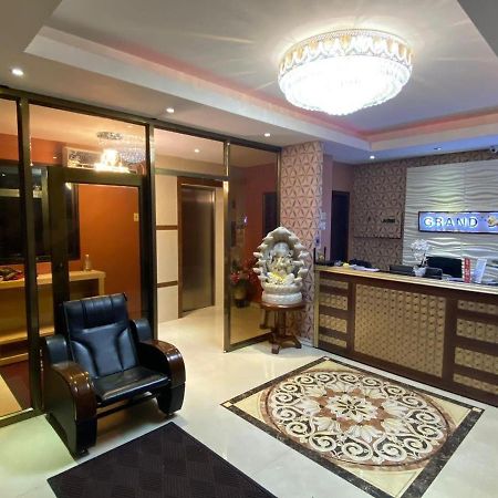 Grand Diamond Hotel Trinidad Piarco Екстер'єр фото
