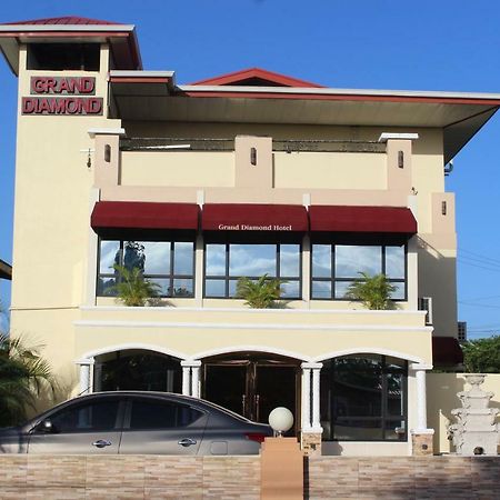 Grand Diamond Hotel Trinidad Piarco Екстер'єр фото