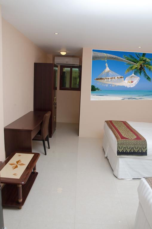 Grand Diamond Hotel Trinidad Piarco Екстер'єр фото