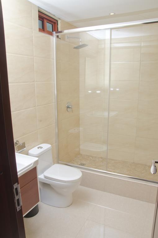 Grand Diamond Hotel Trinidad Piarco Екстер'єр фото
