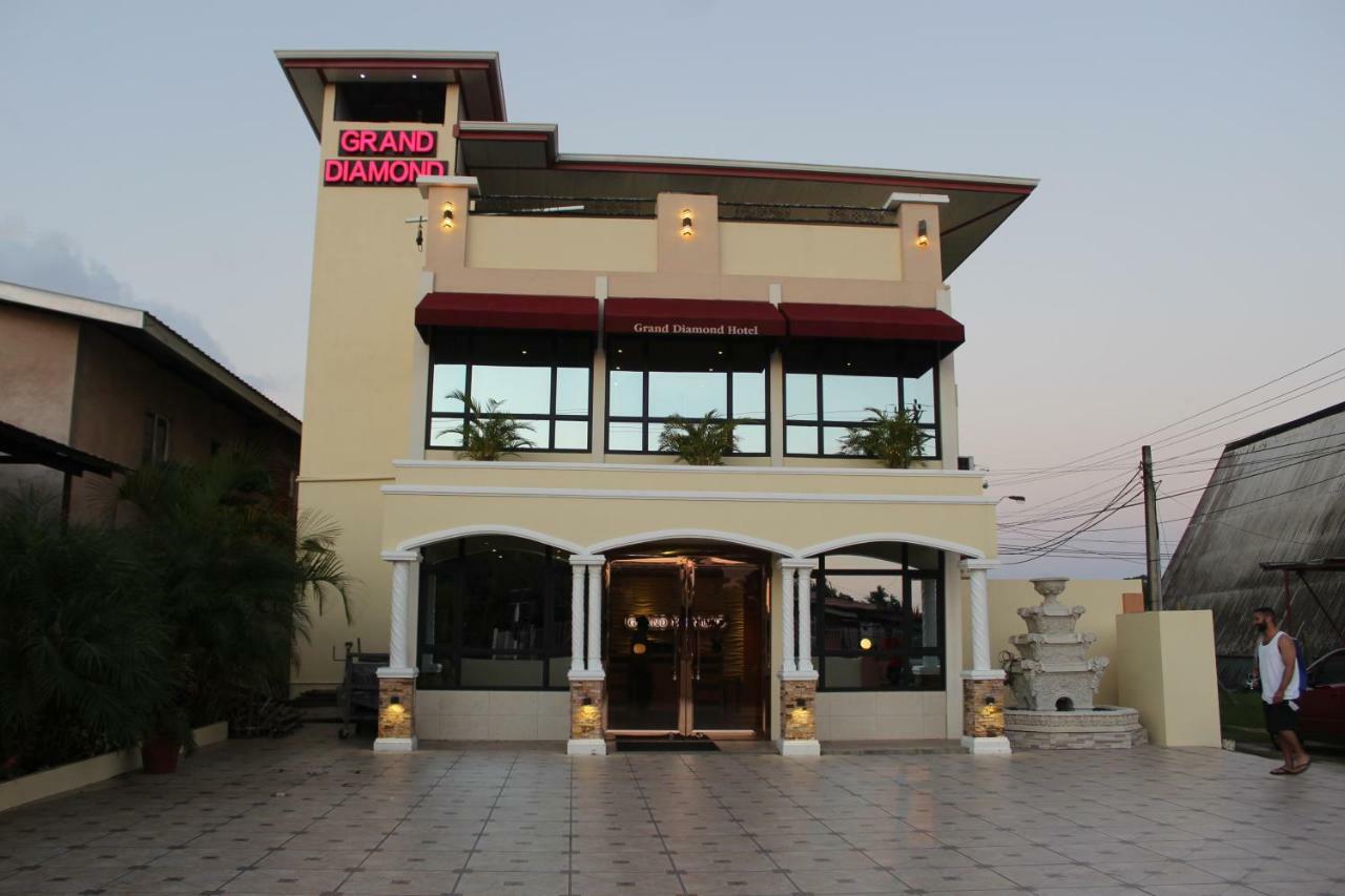 Grand Diamond Hotel Trinidad Piarco Екстер'єр фото