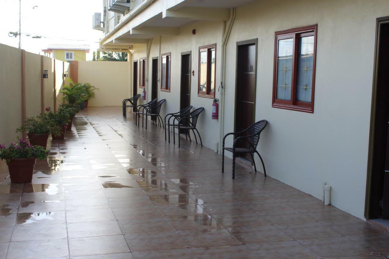 Grand Diamond Hotel Trinidad Piarco Екстер'єр фото